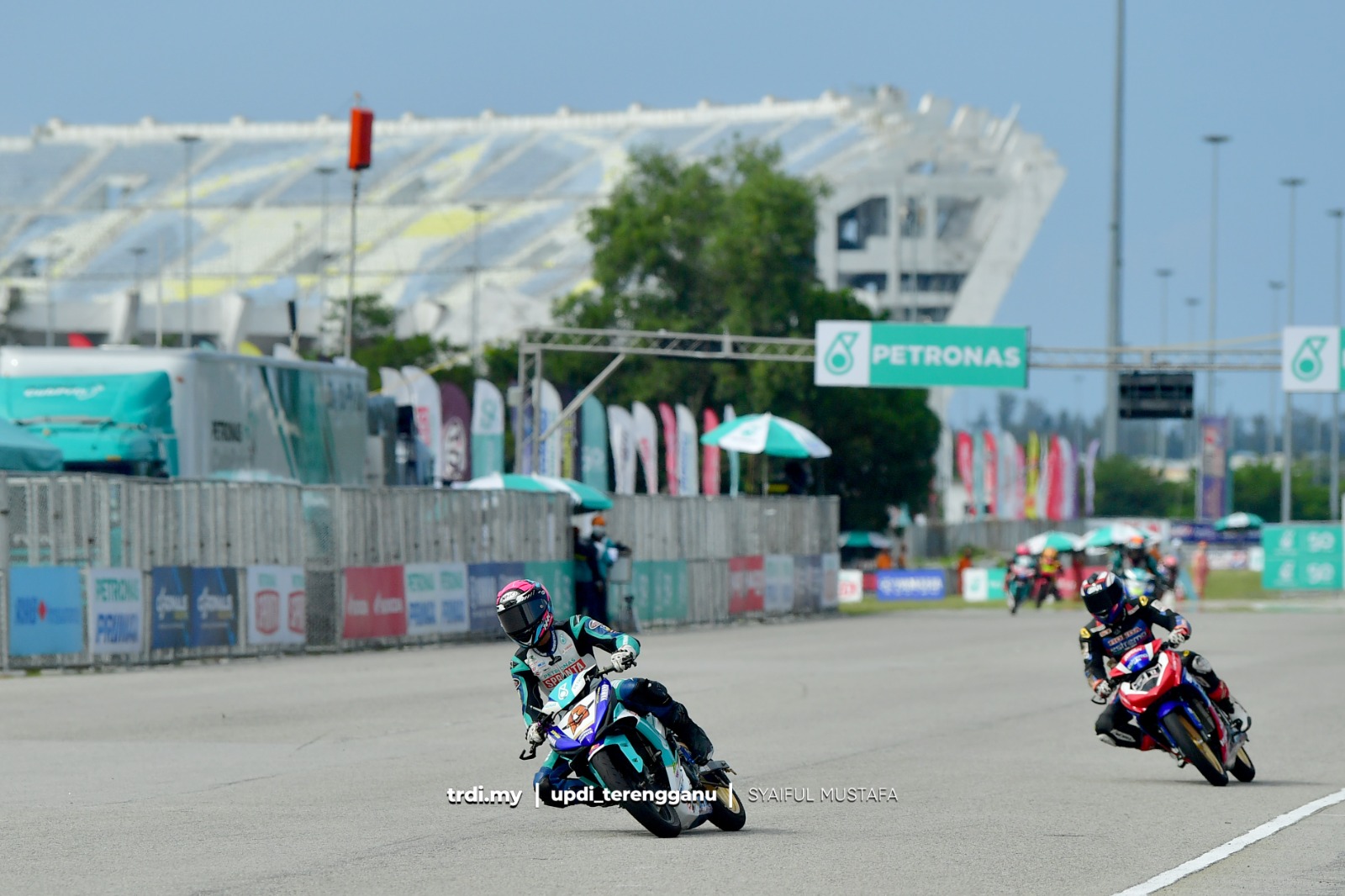 Litar Permotoran Terengganu 'Laju', 'Makan' Tayar