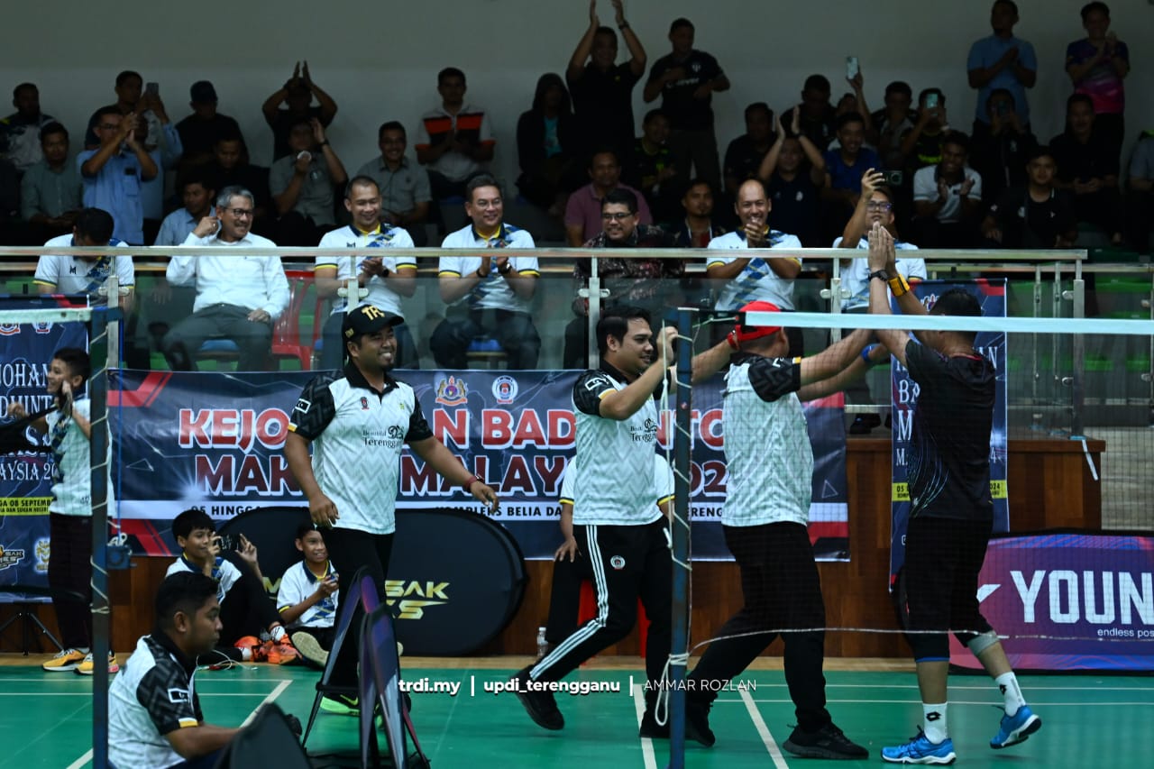 Terengganu Juara Veteran Badminton MAKSAK