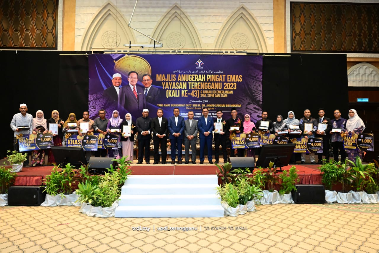 634 Anak Terengganu Cemerlang Akademik Terima Penghargaan