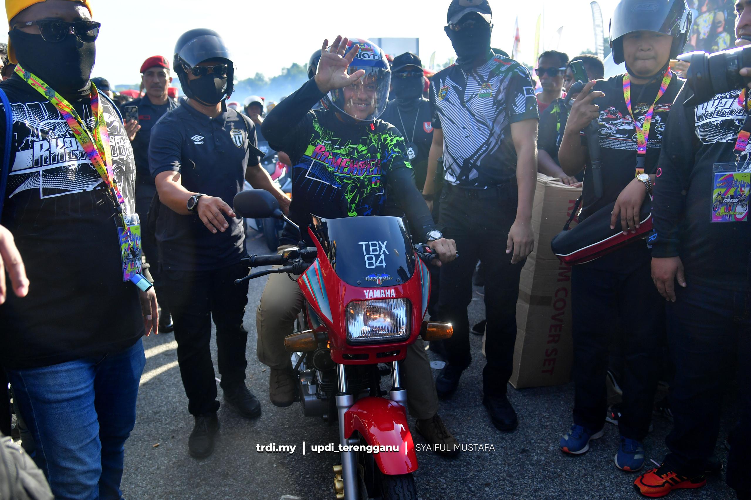 'Jadikan Aktiviti Kebajikan Sebagai Pengisian RXZ Members' - Dr Sam