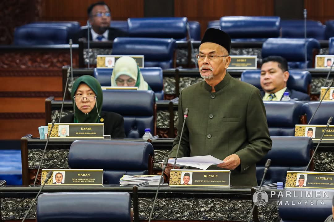 Wan Hassan Kecewa MRSM Dungun Gagal Siap Ikut Jadual