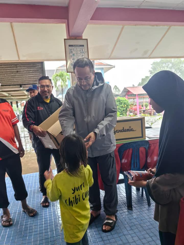 MB Turun Padang Santuni Mangsa Banjir