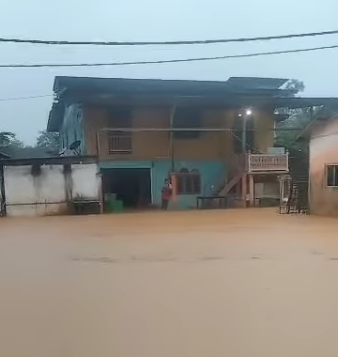 'Bah' Gelombang Ketiga Landa Hulu Terengganu, Dua PPS Dibuka