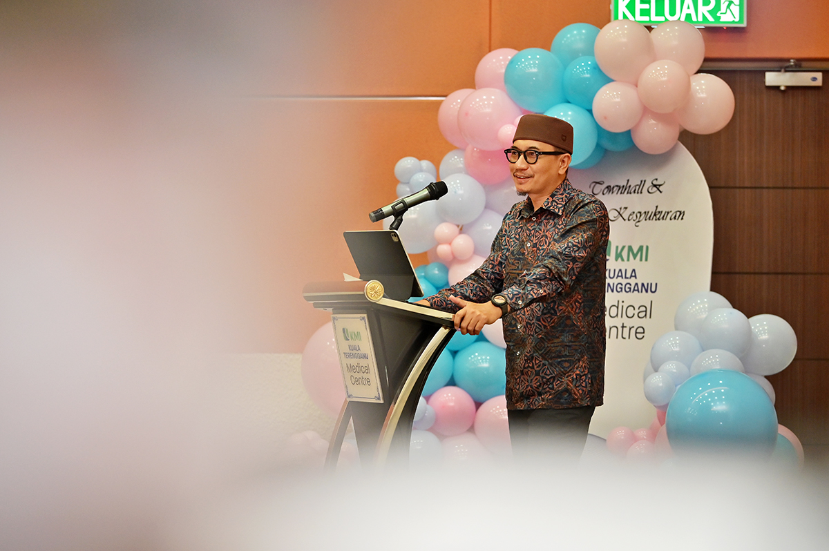 Hospital KMIKT Terima Anugerah Majikan Terbaik KWSP Terengganu 2024