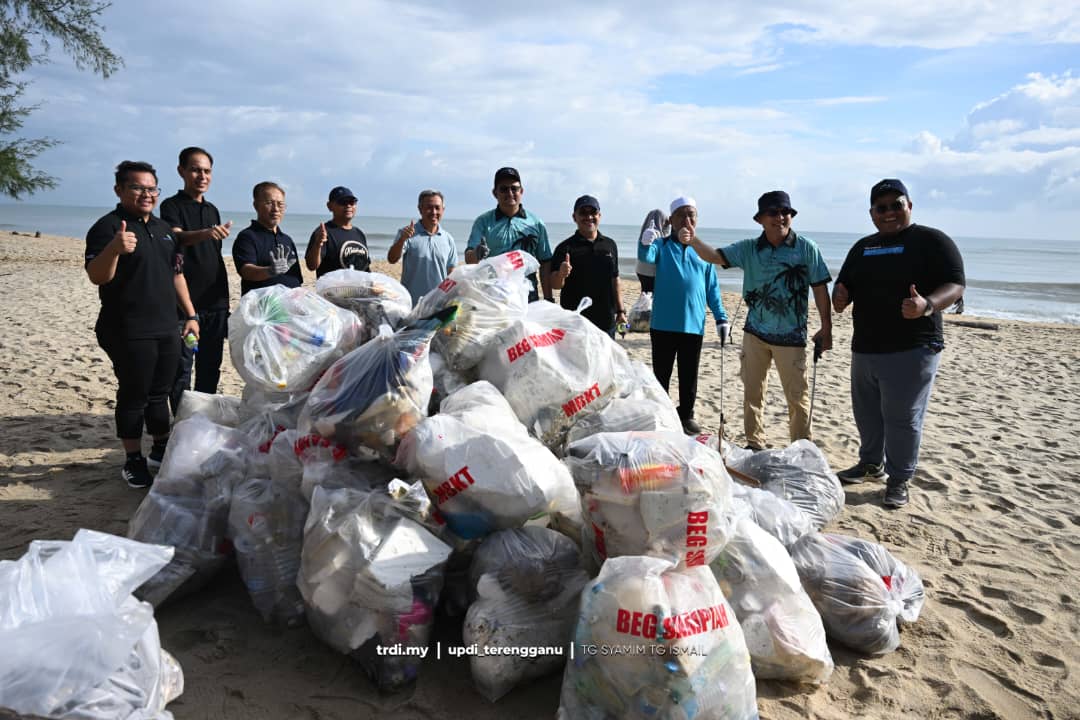 15 Tan Sampah Berjaya Dikumpulkan