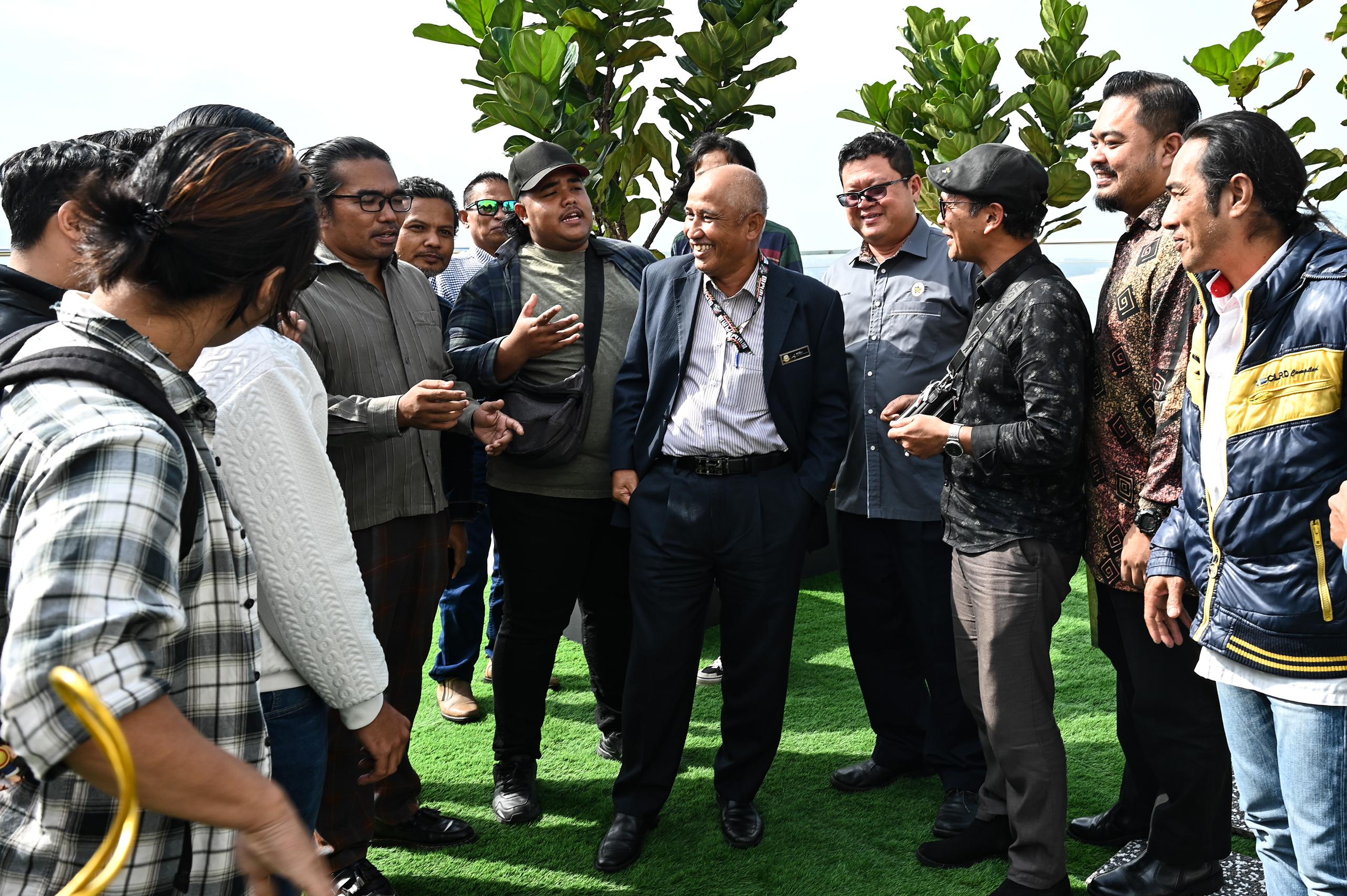 MBKT Perkenal Permit Khas Pemuzik Jalanan