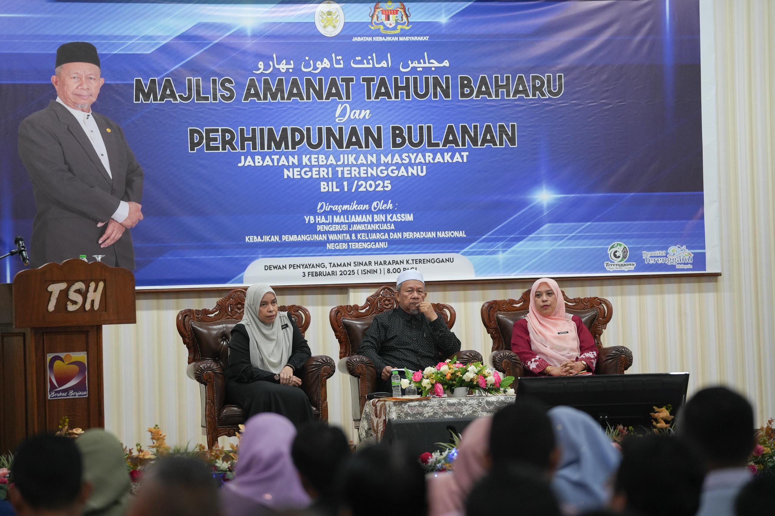 'Two-Year Exit Program' Perkasa Penerima Bantuan