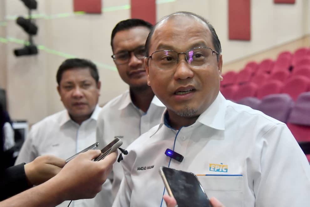 URA : Ahmad Amzad Tolak Dakwaan Perdana Menteri