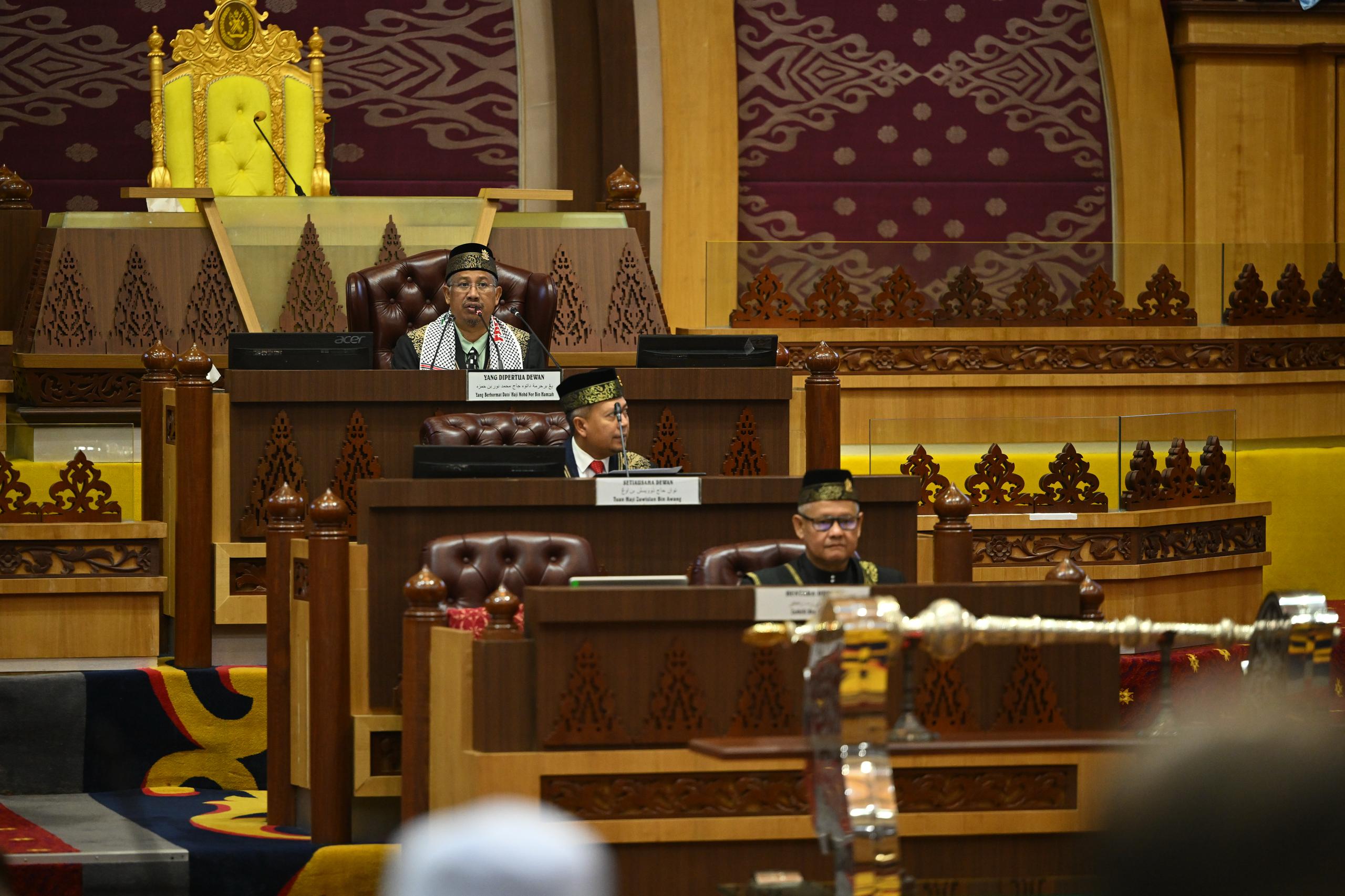 188 Soalan Dikemuka Zahir Kecaknaan ADUN Pilihan Rakyat