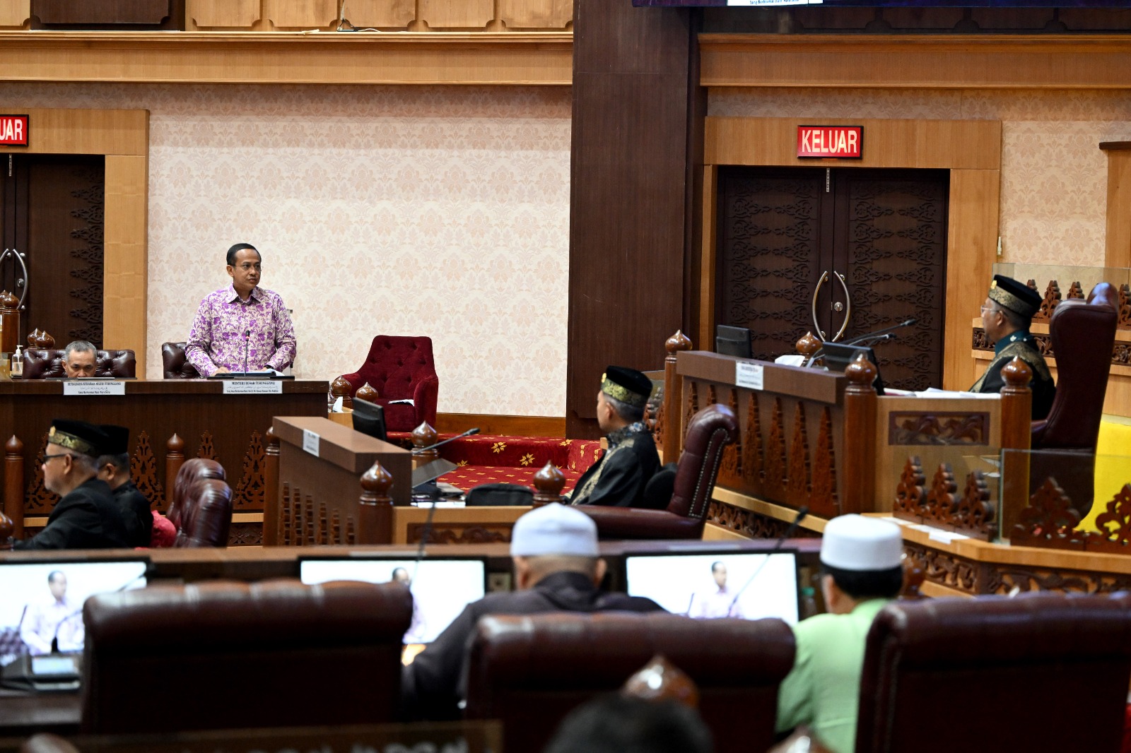 Hasil Meningkat Sejak 2018, Terengganu Sangkal Dakwaan Mengemis Persekutuan