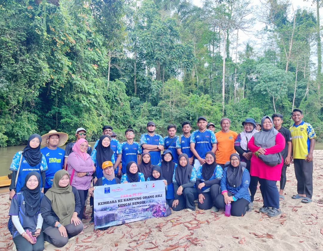 15 Pelajar Kutip Pengalaman Tinggal Bersama Orang Asli