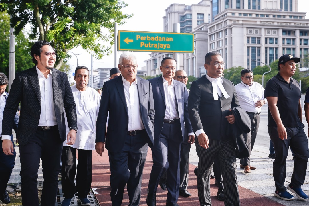 Hamzah Sahkan Dikawal TCO, Dakwa Polis Arah Tarik Balik