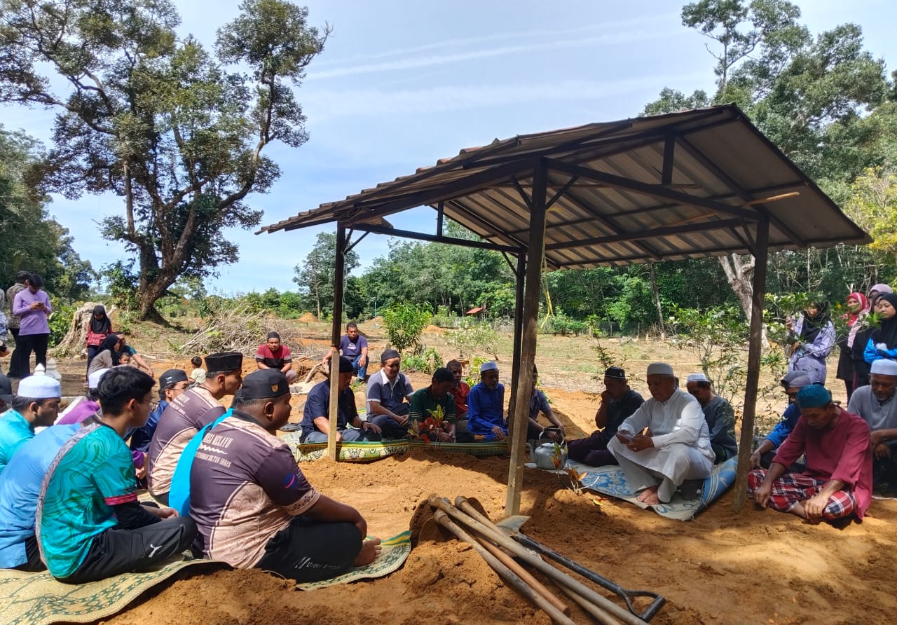 Mangsa Nahas Terakhir Selamat Dikebumikan