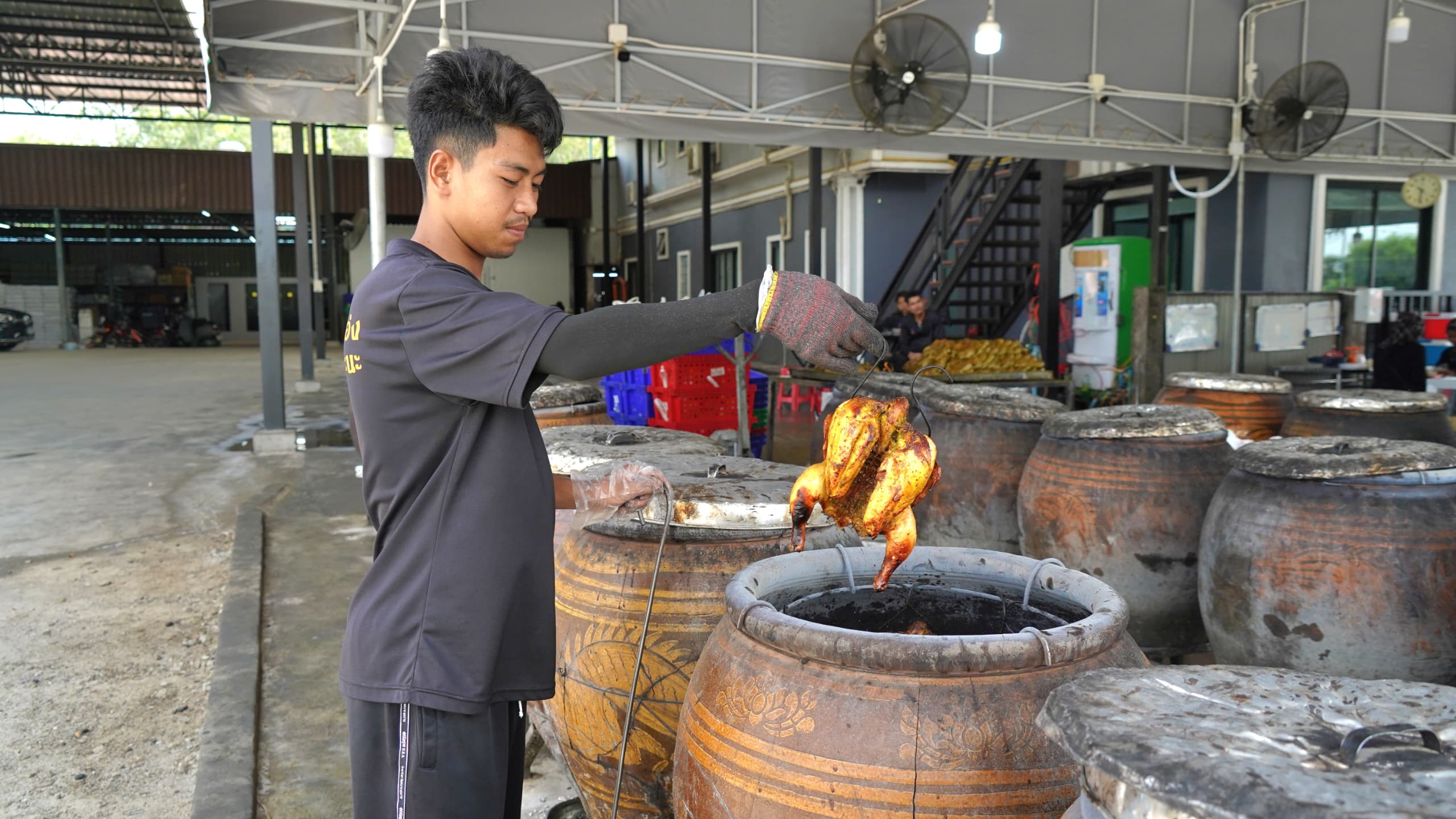 Terengganu Fokus Perkasa Usahawan Tempatan Lonjak Produk Tradisional ke Pasaran Lebih Luas
