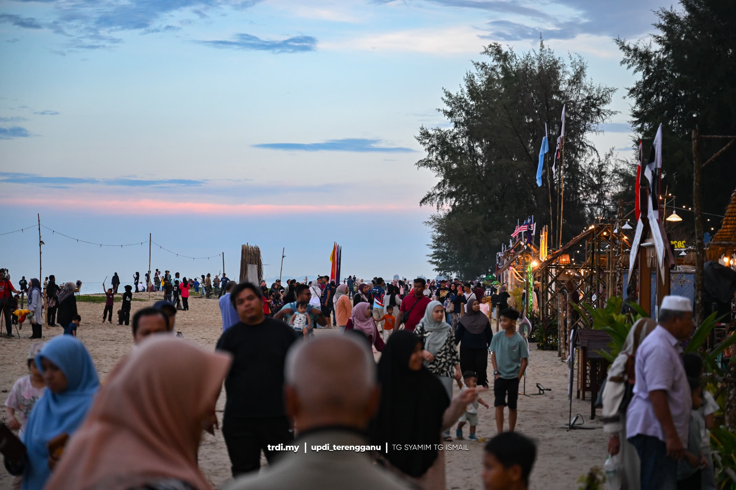 Pelancong Akui Tak Puas Bercuti di Terengganu - "Vibe Dia Lain"
