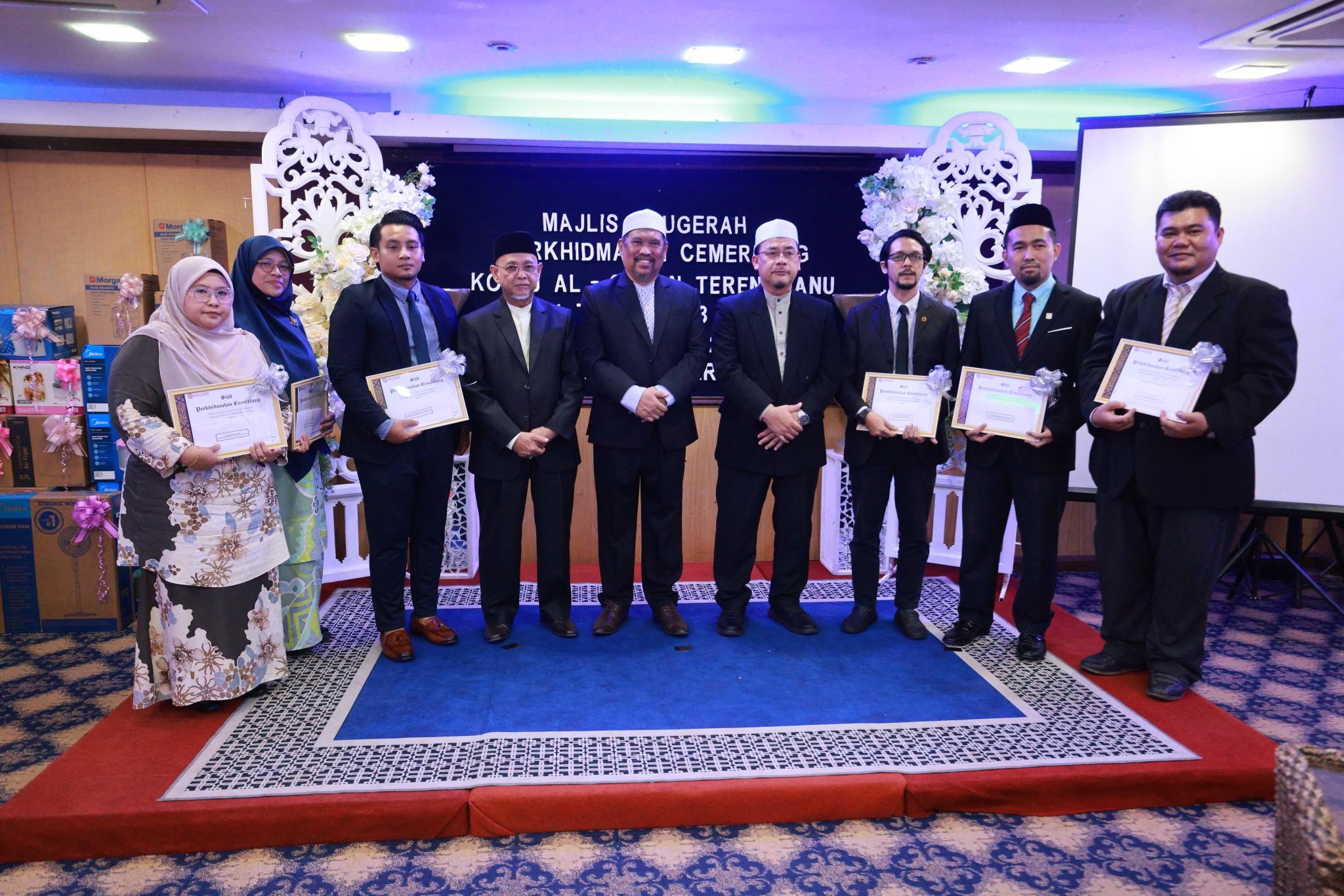 Ikhlas Dalam Khidmat, Cemerlang Dalam Keberkatan