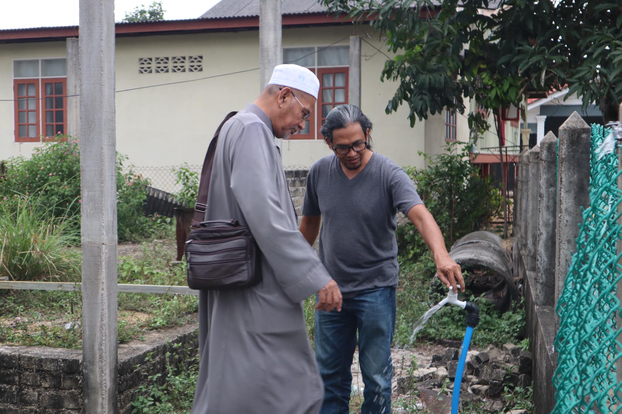 Lima Keluarga Gembira Projek Baikpulih Air Rumah Siap Sepenuhnya