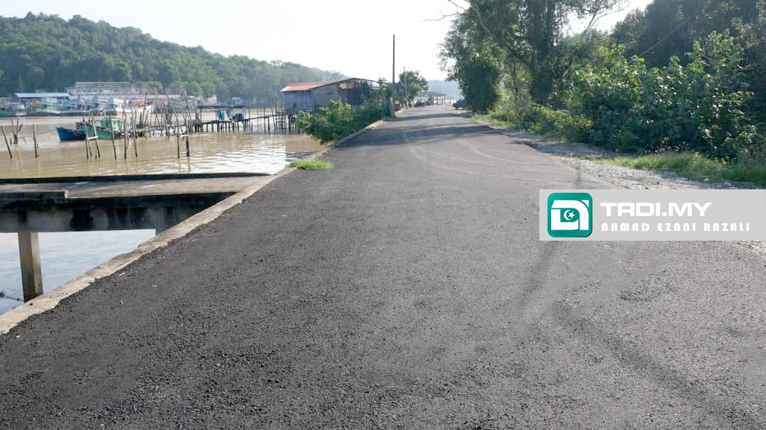 Jalan Kuala Kemaman Dinaik Taraf