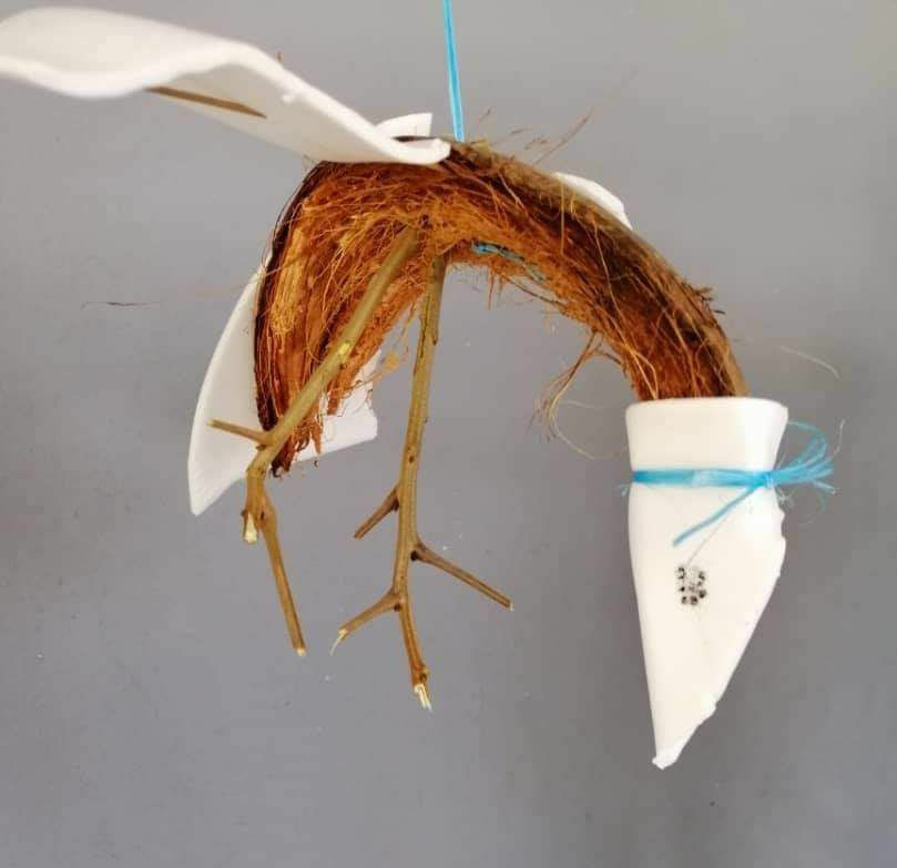 Burung Helang Daripada Sabut Kelapa