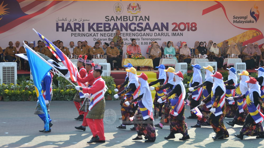 Perarakan Hari Kebangsaan Ke 61 Penuh Warna Warni
