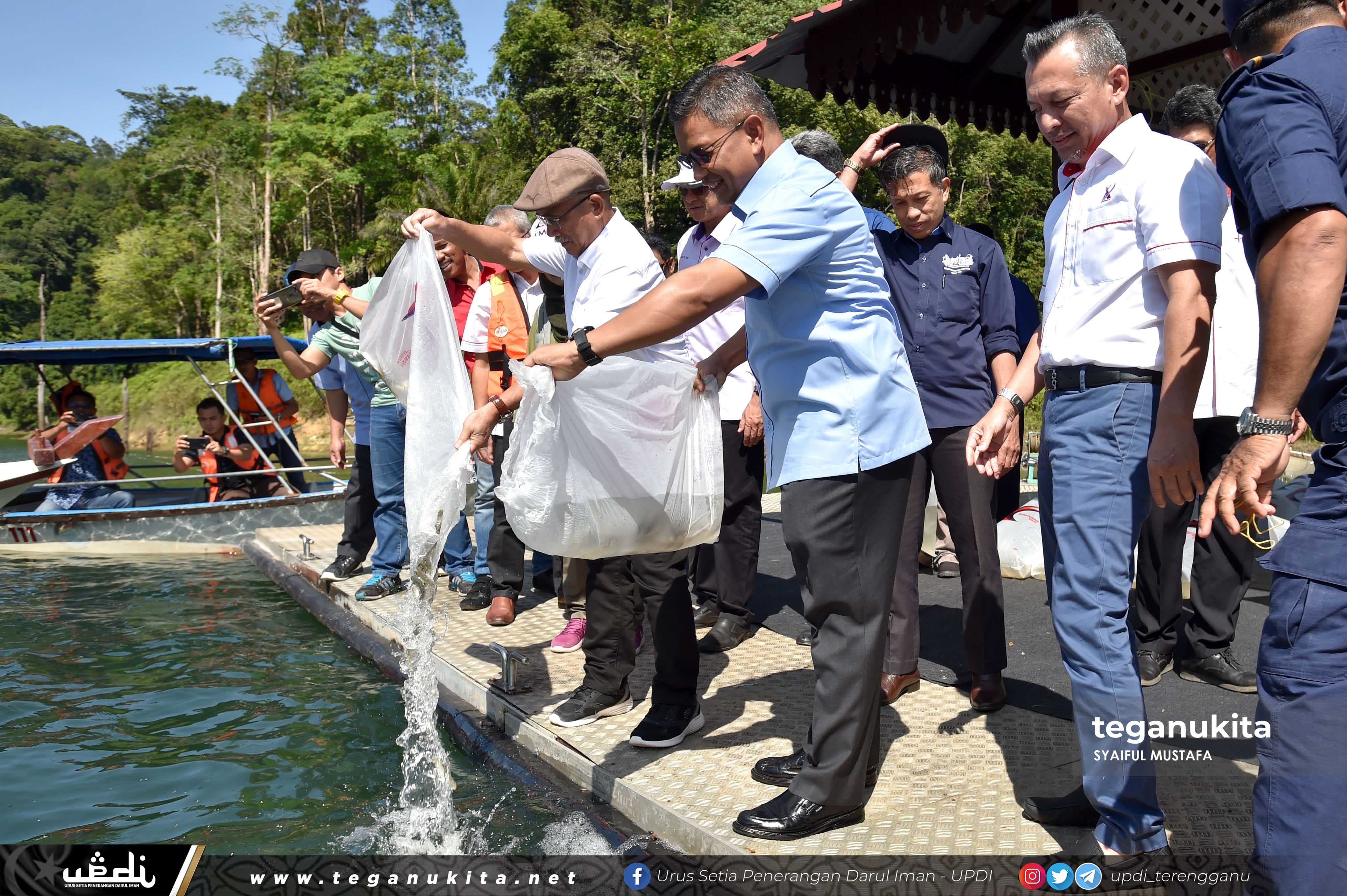 Satu Juta Benih Anak Ikan Di Tasik Kenyir Setiap Tahun