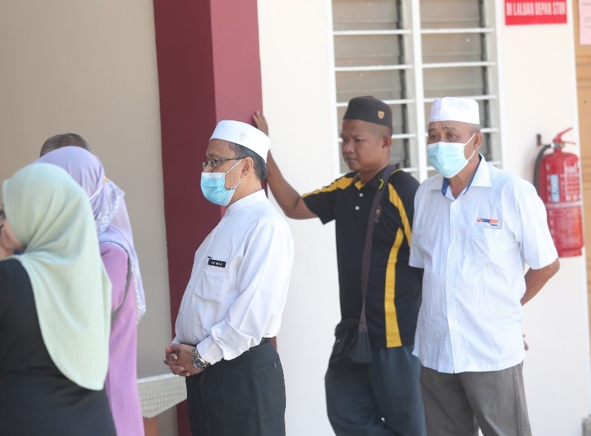 Kematian Pertama Akibat Keracunan Puding Buih