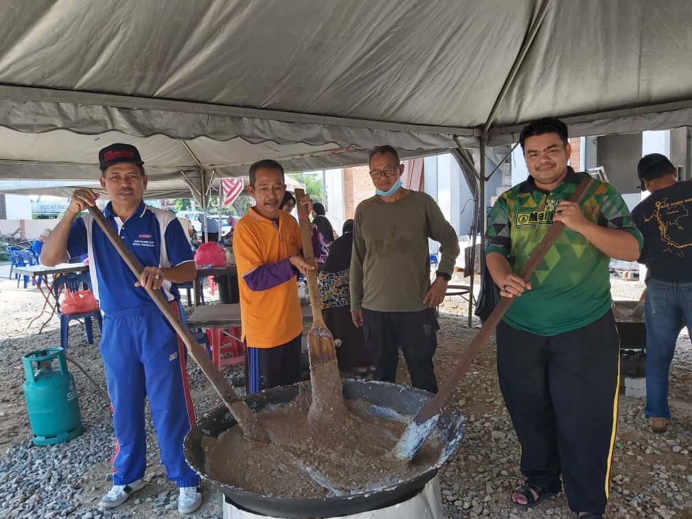 Program Kacau Bubur Asyura Rapatkan Ukhuwah