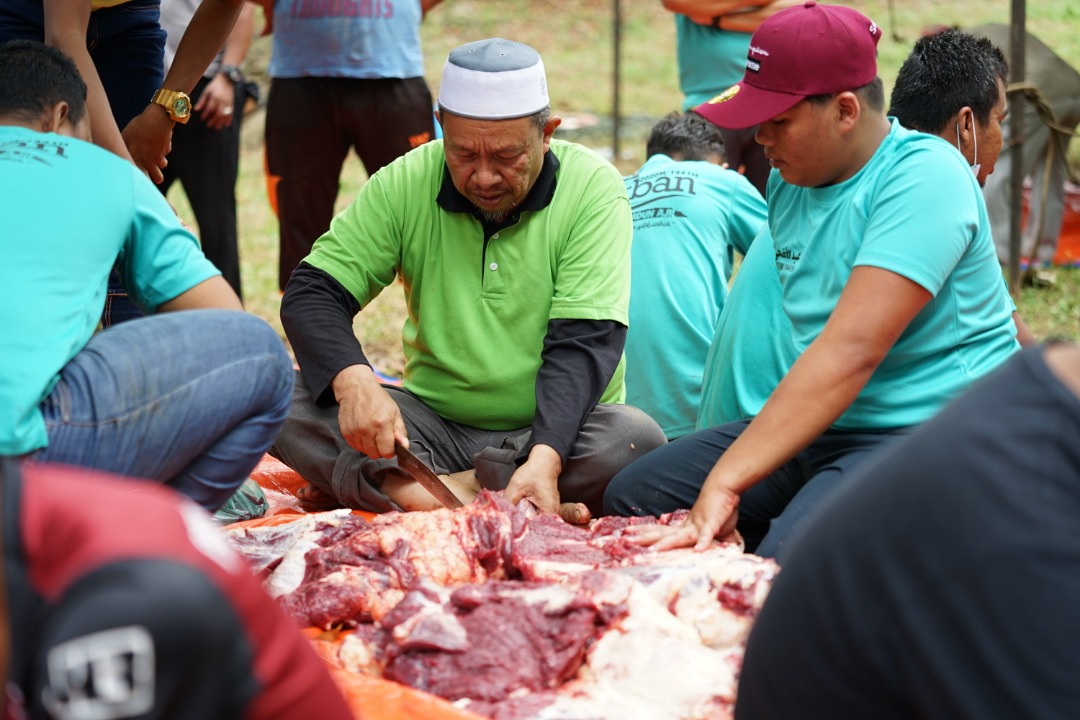 Ibadah Korban Sucikan Jiwa, Erat Silaturahim