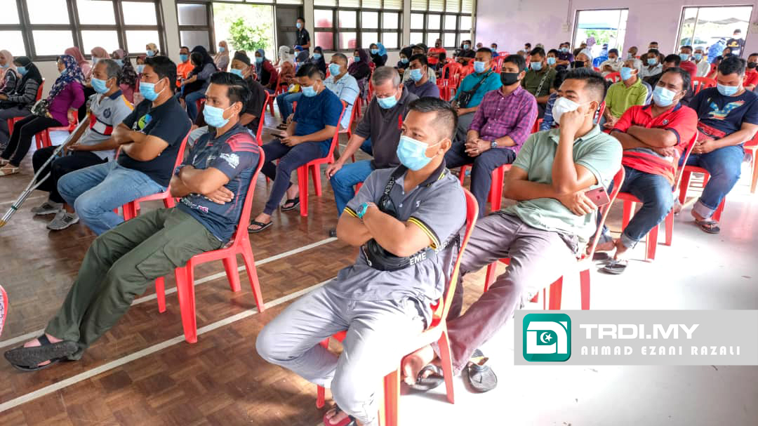 109 Ketua Isi Rumah Terima Bantuan Mangsa Bencana