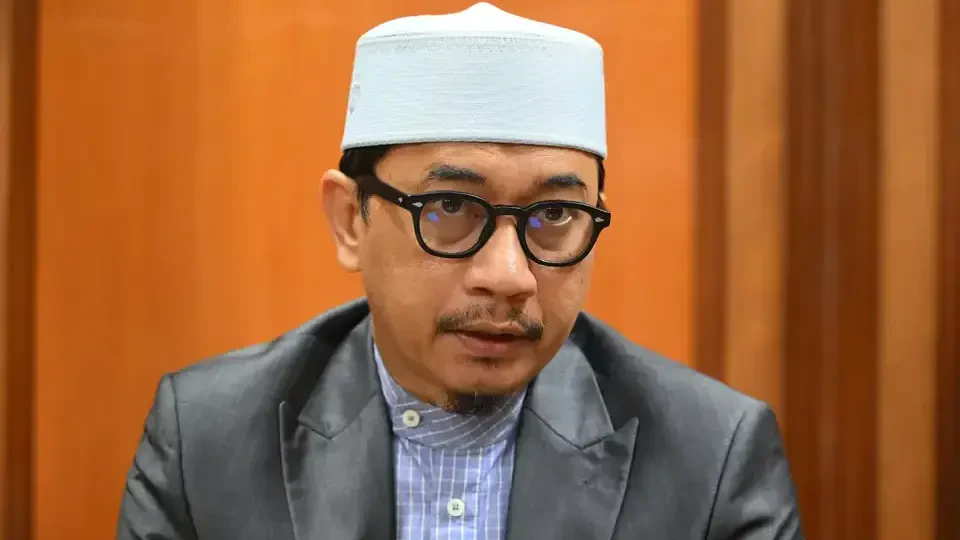 Terengganu Naikkan Elaun Imam, Bilal
