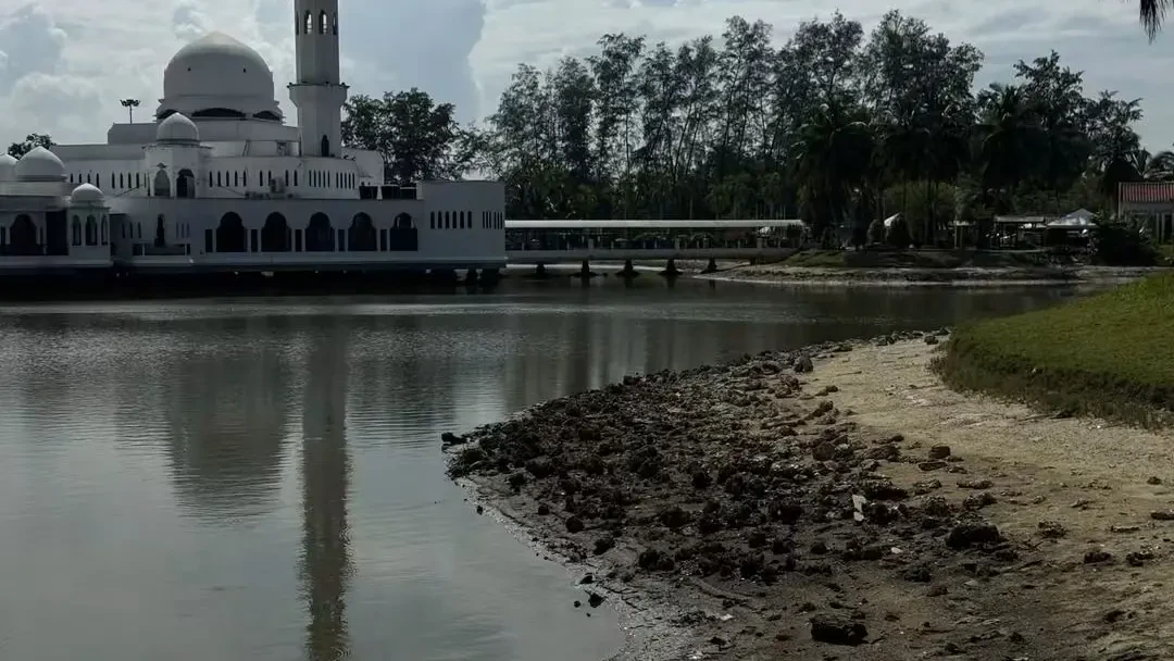 Kerajaan Negeri Peruntuk Hampir RM3 Juta Selenggara Masjid Terapung