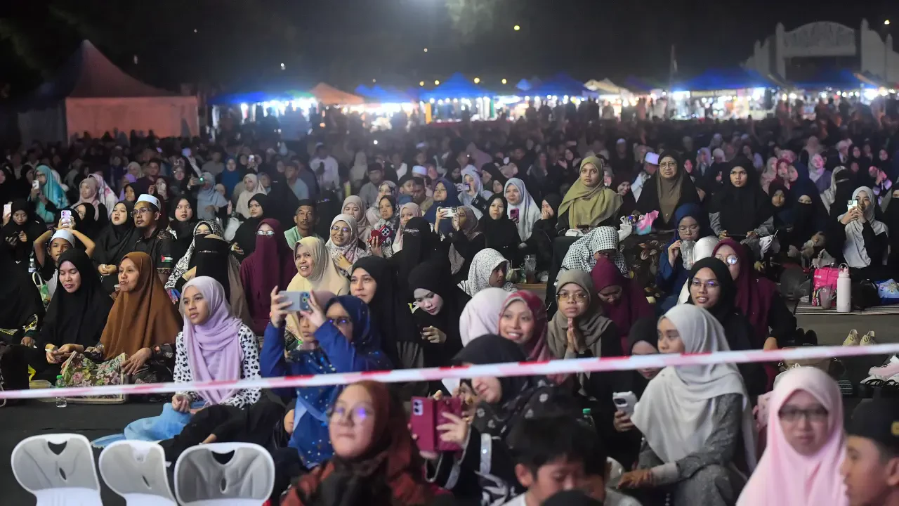 Dataran Shahbandar Dibanjiri Pengunjung, Semarak Cinta Kepada Rasul
