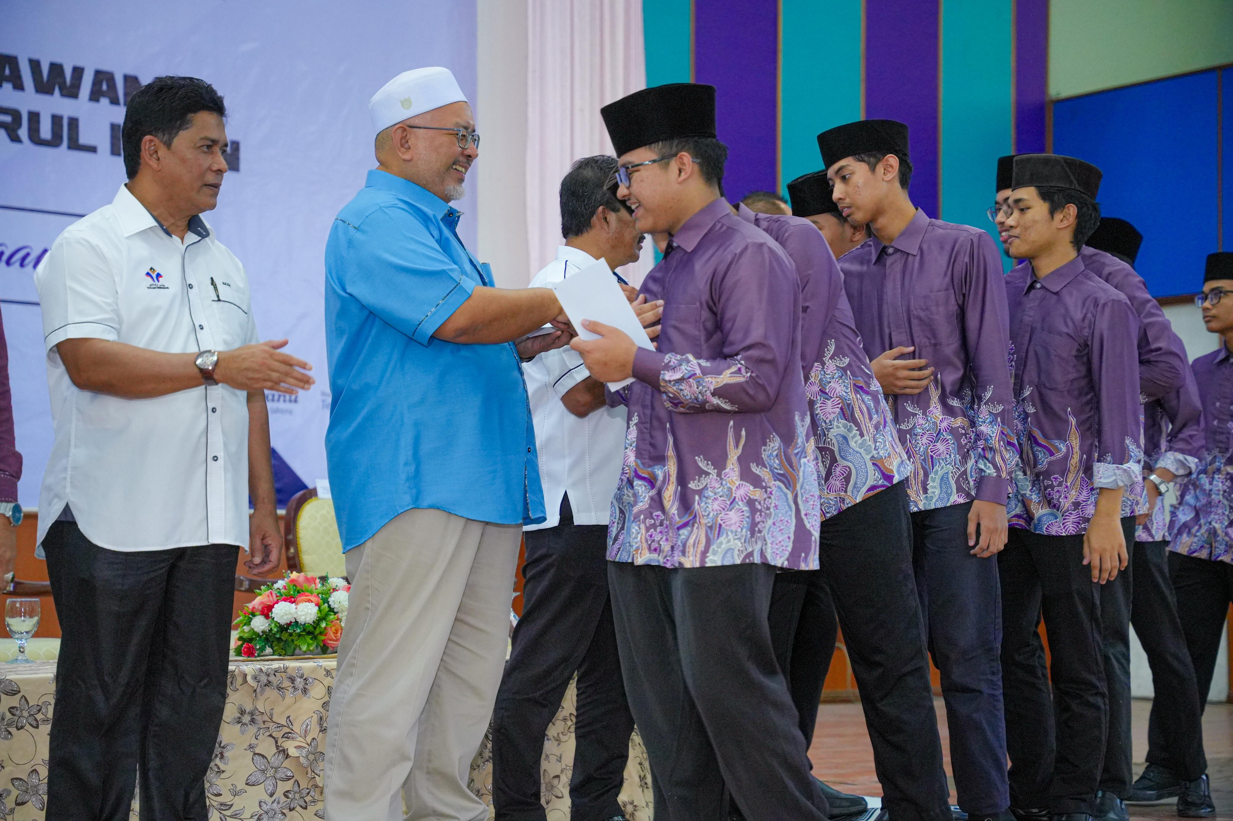 Terengganu Terus Perkasa Calon Peperiksaan Melalui Bantuan One-Off