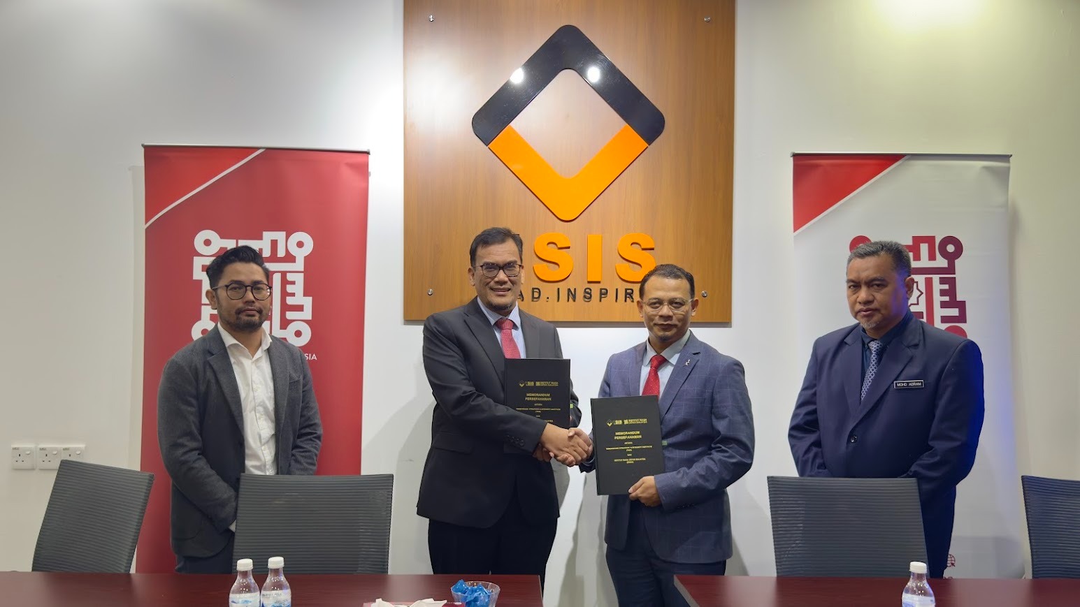 TSIS–MASA Meterai MoU Pacu Penyelidikan Dasar Terengganu ke Aras Baharu