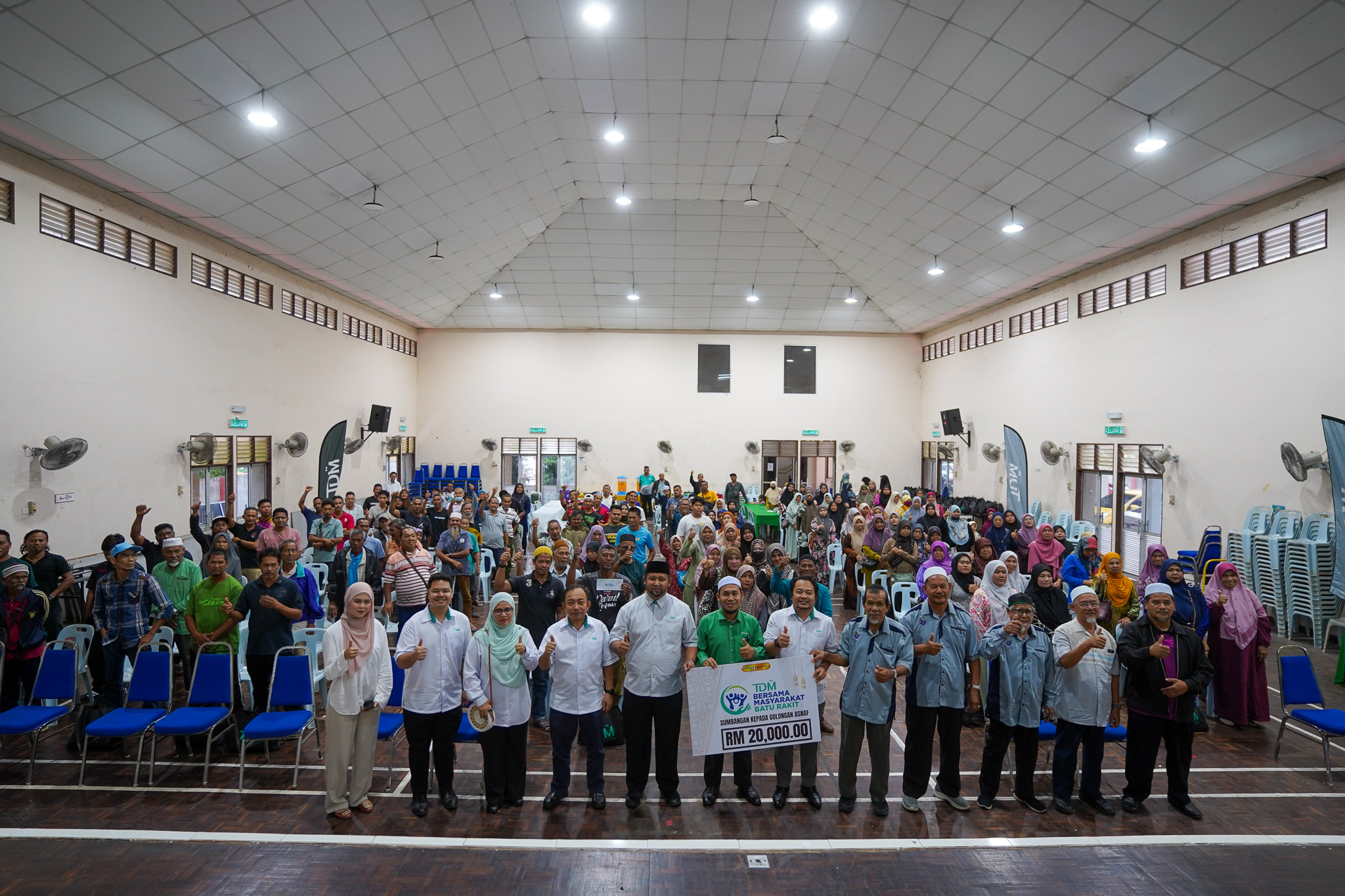 134 Asnaf Batu Rakit Terima Sumbangan TDM Berhad