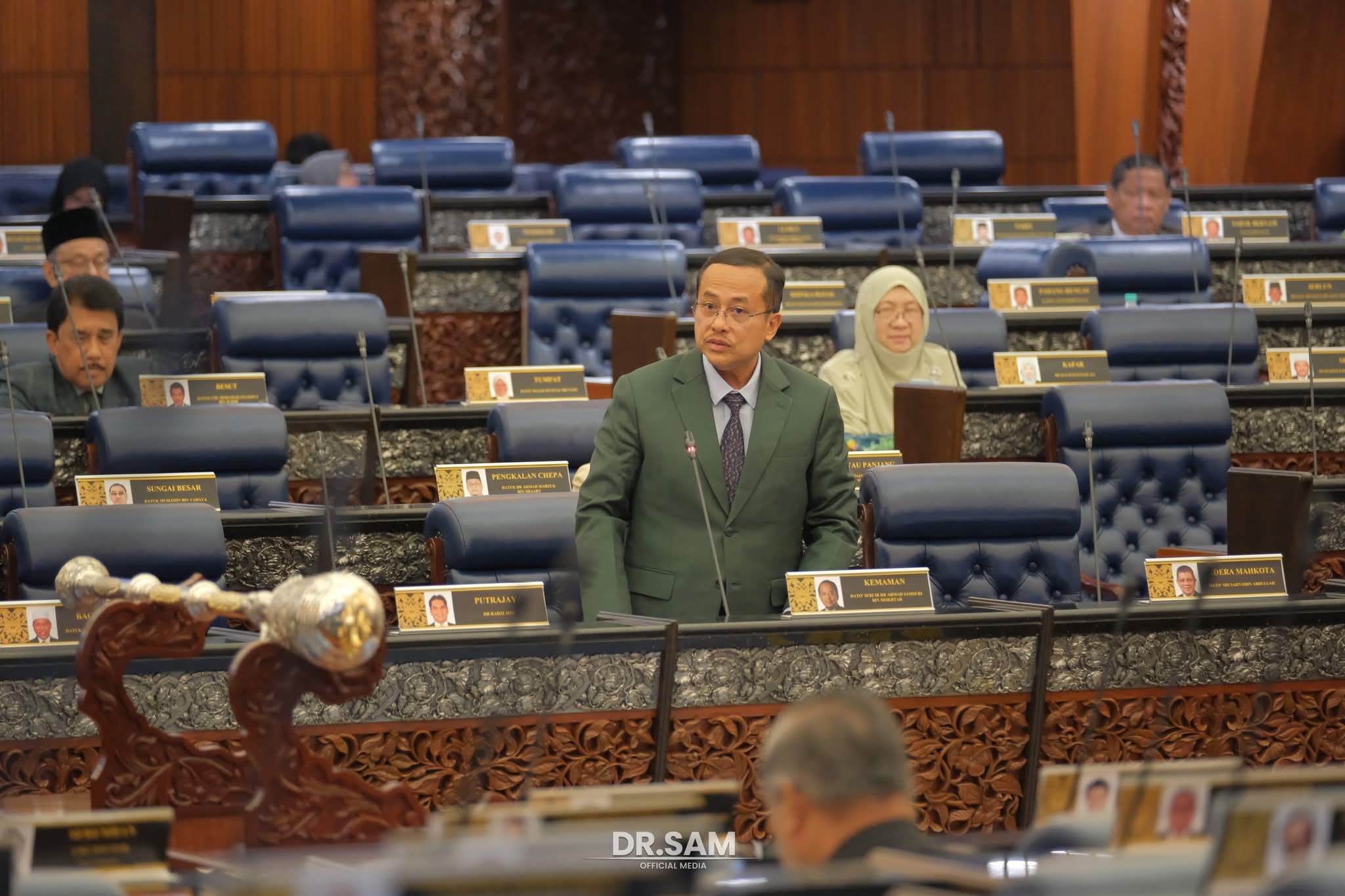 Penempatan Graduan KPT Tunjuk Trend Positif 2021–2024, Penguasaan Pekerjaan Mahir Meningkat