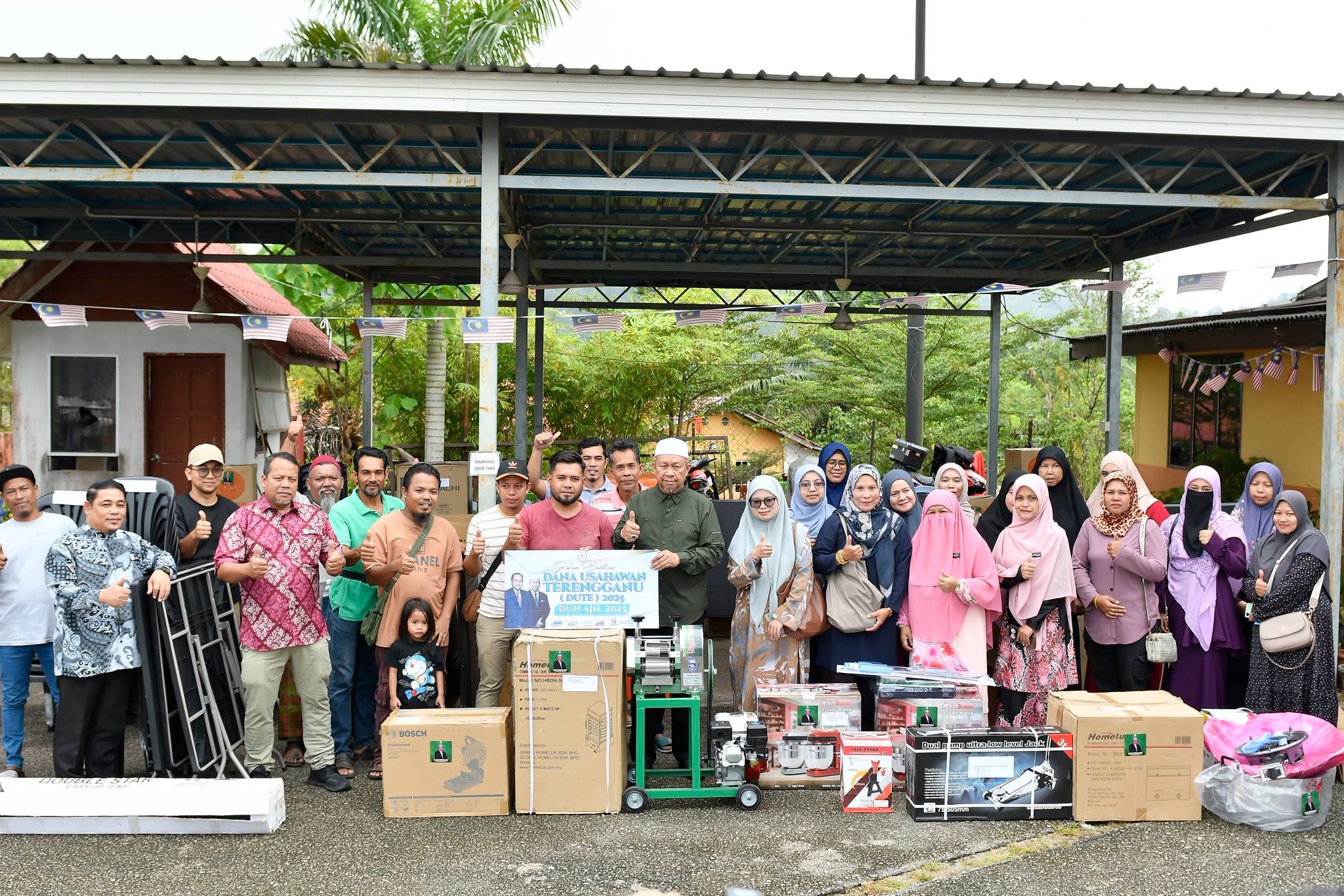 50 Peniaga DUN Ajil Terima Manfaat DUTE 2025