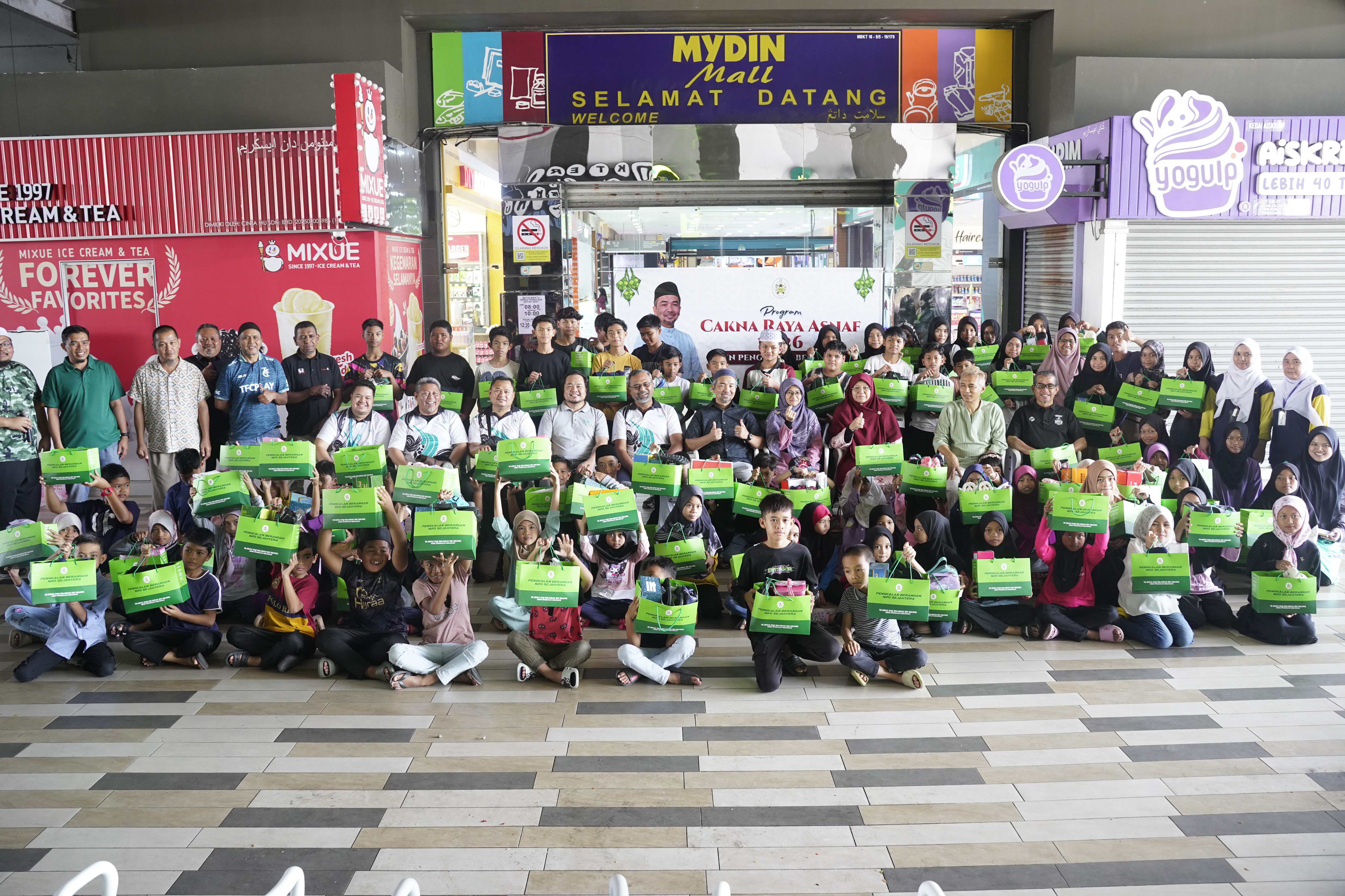 TDM Bawa Keceriaan Syawal Buat 98 Asnaf DUN Pengkalan Berangan