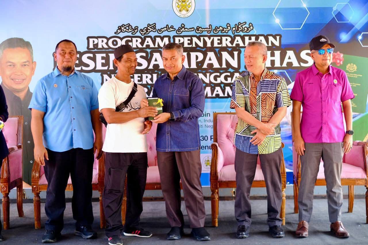 71 Lesen Sampan Nelayan Diserahkan, Pulihkan Kepercayaan Nelayan