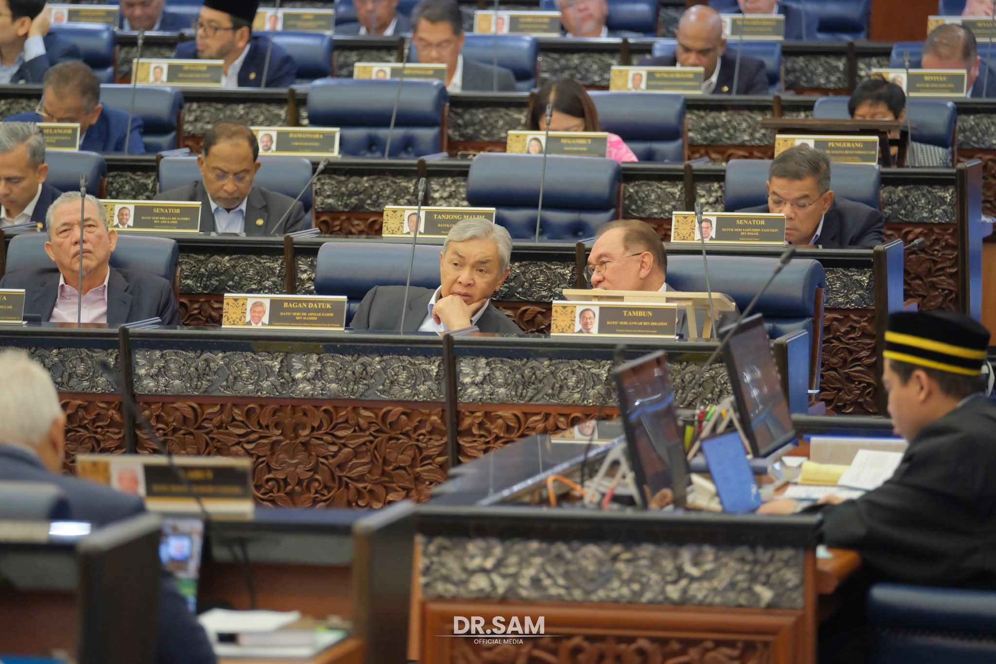 RUU Had Tempoh PM Kalah Undi: Salahkan Pembangkang Tindakan Tidak Matang, Kata Penganalisis