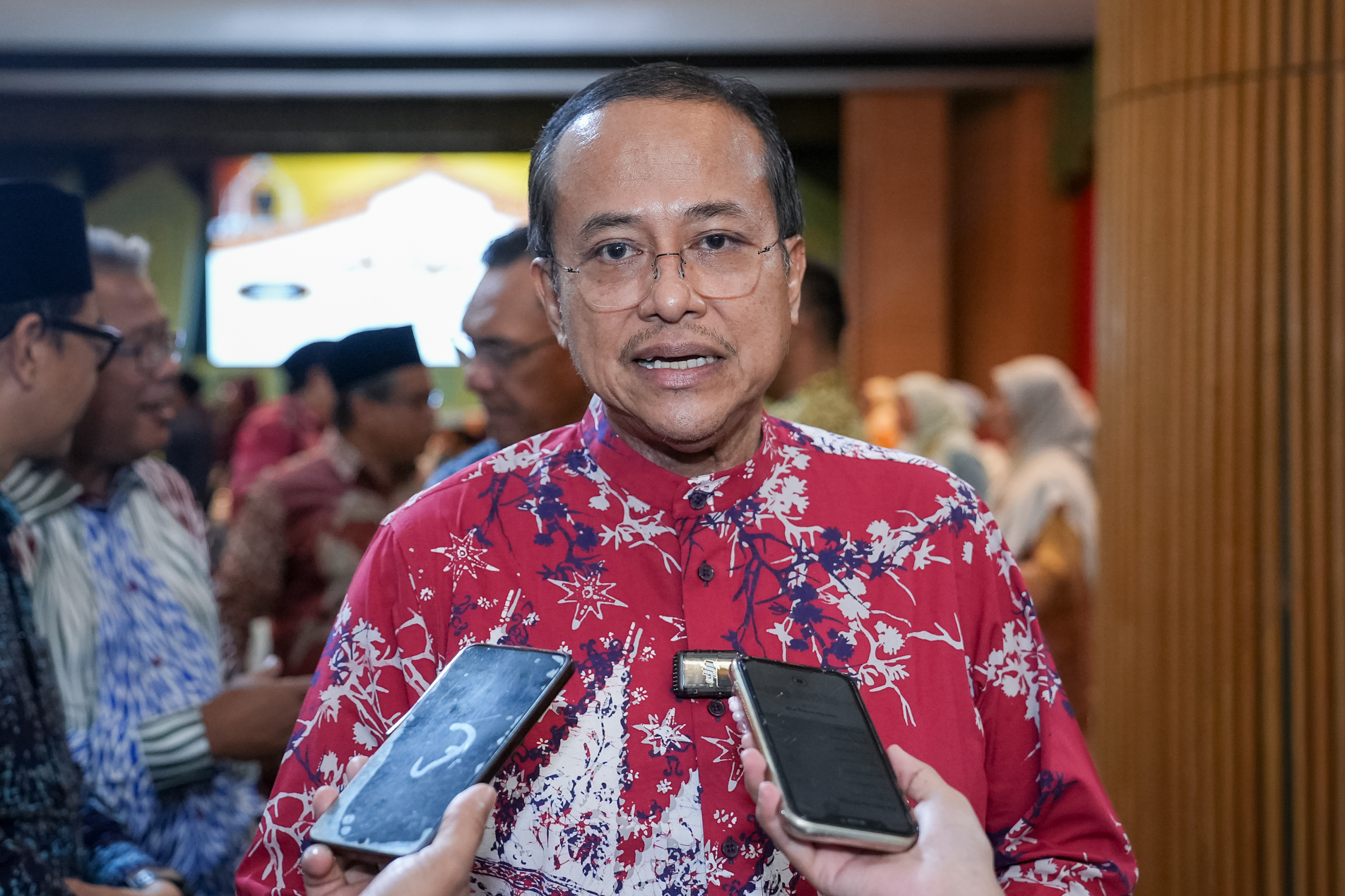 'Soft Porn' di Universiti : Dr. Sam Kesal, Titip Pesan Buat Mahasiswa