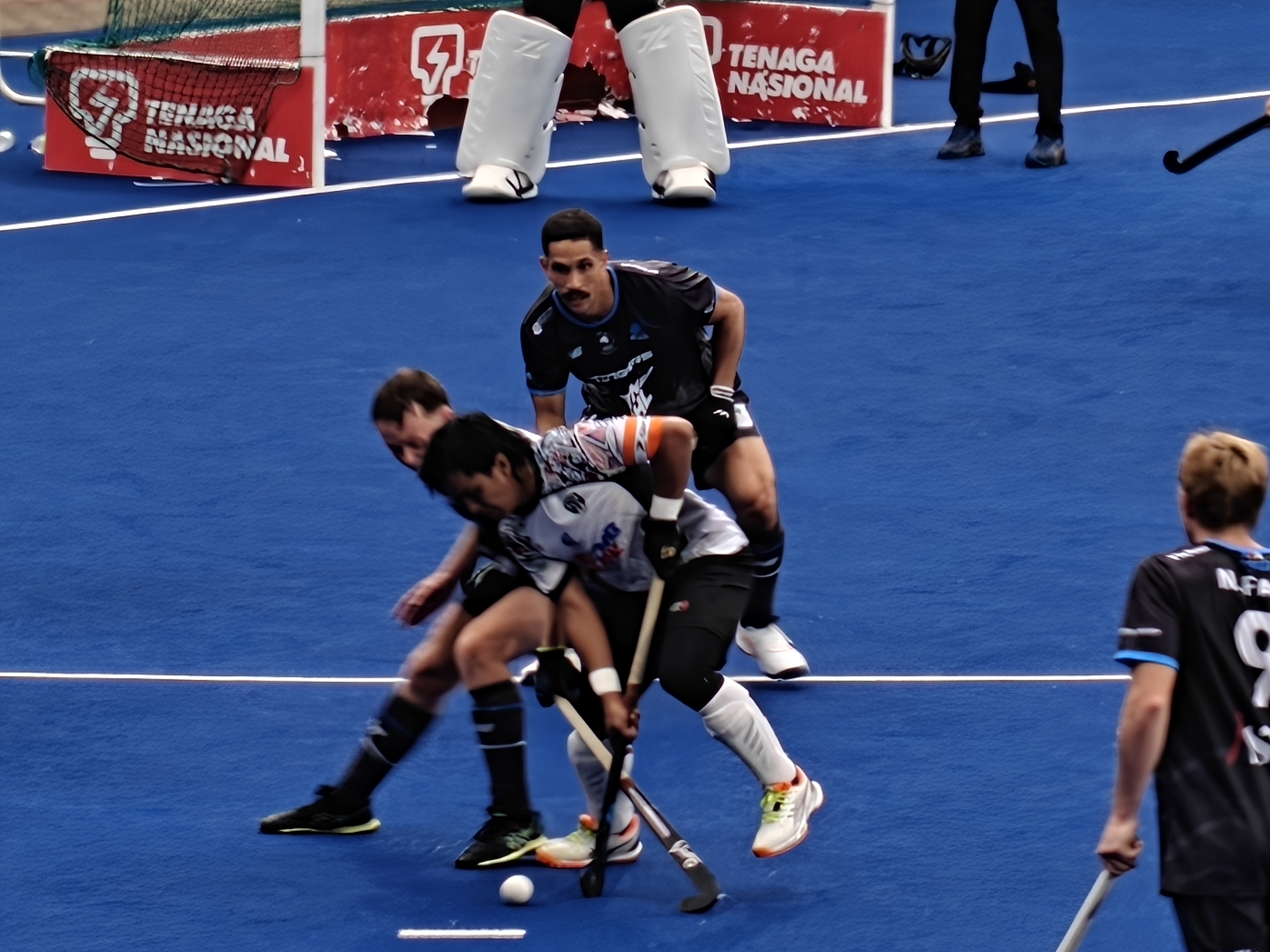 THT Temui Rentak Sebenar, Benam TS 4-1