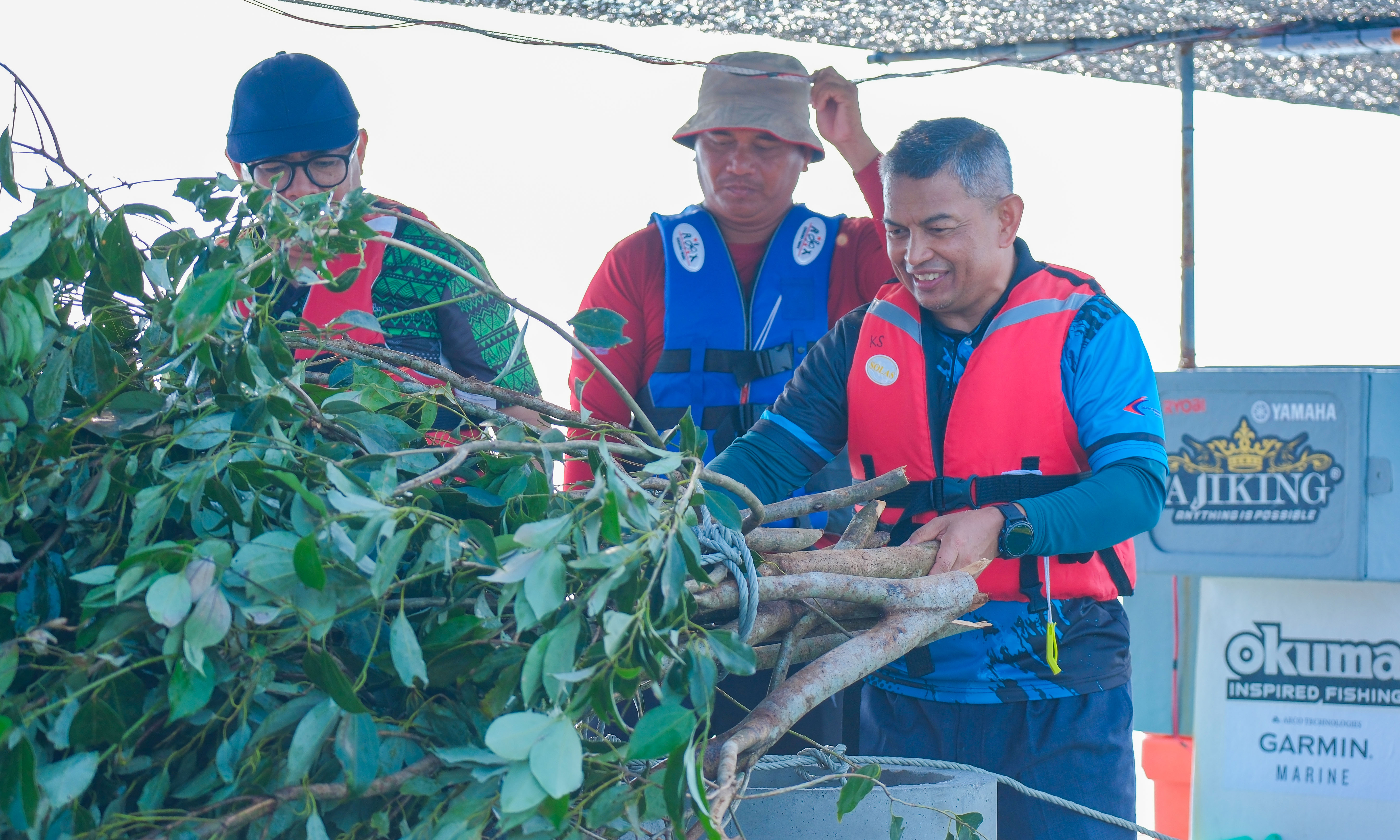 Daun Teja Rahsia Unjam Nelayan Terengganu Tahan Lama, Pikat Ikan