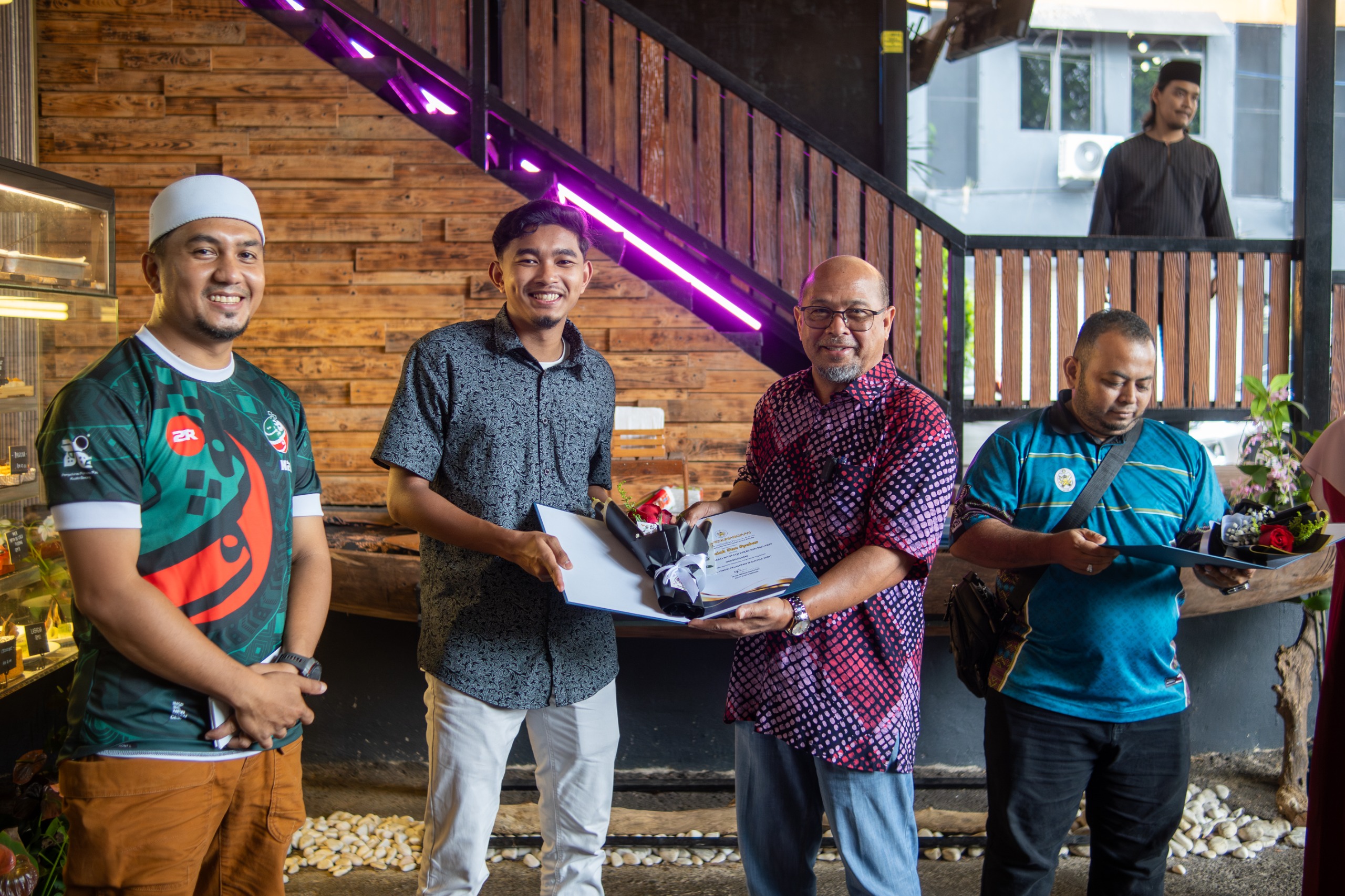 Kecemerlangan STPM & STAM: 28 Pelajar DUN Kuala Berang Dirai