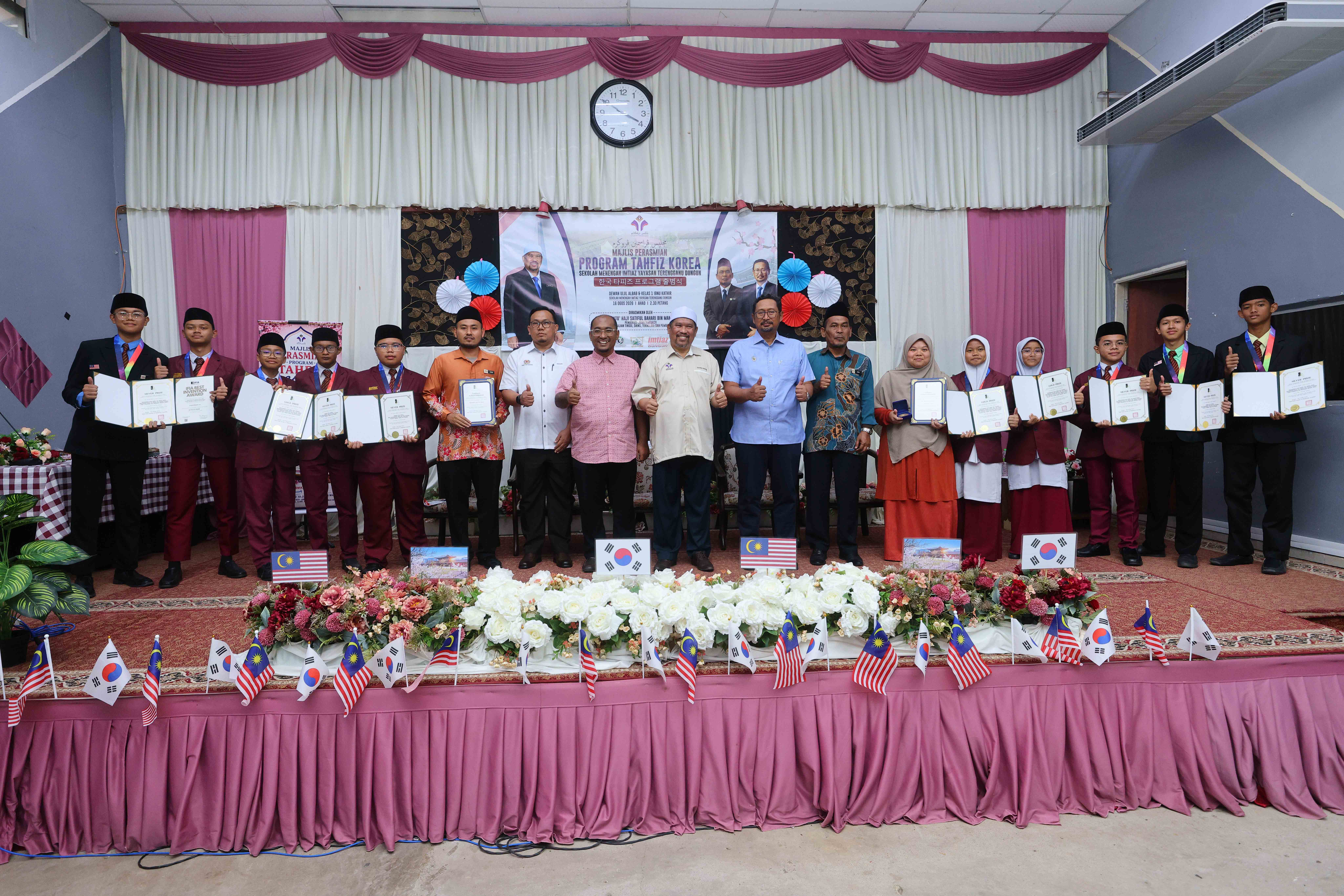Tiga Bahasa Asing Tambah Nilai Pelajar Imtiaz Dungun