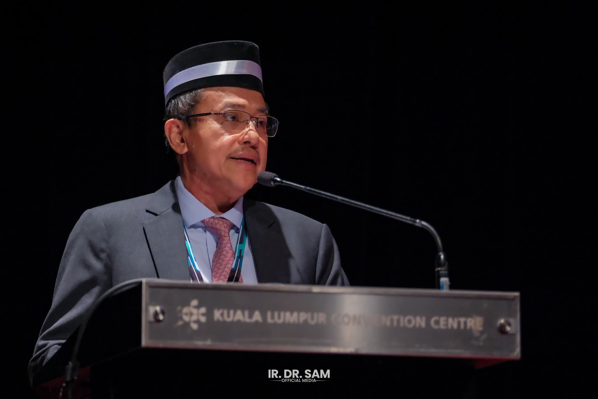 'Diplomat EU Tanya Kemungkinan Pertukaran Kerajaan Selepas PRU16'