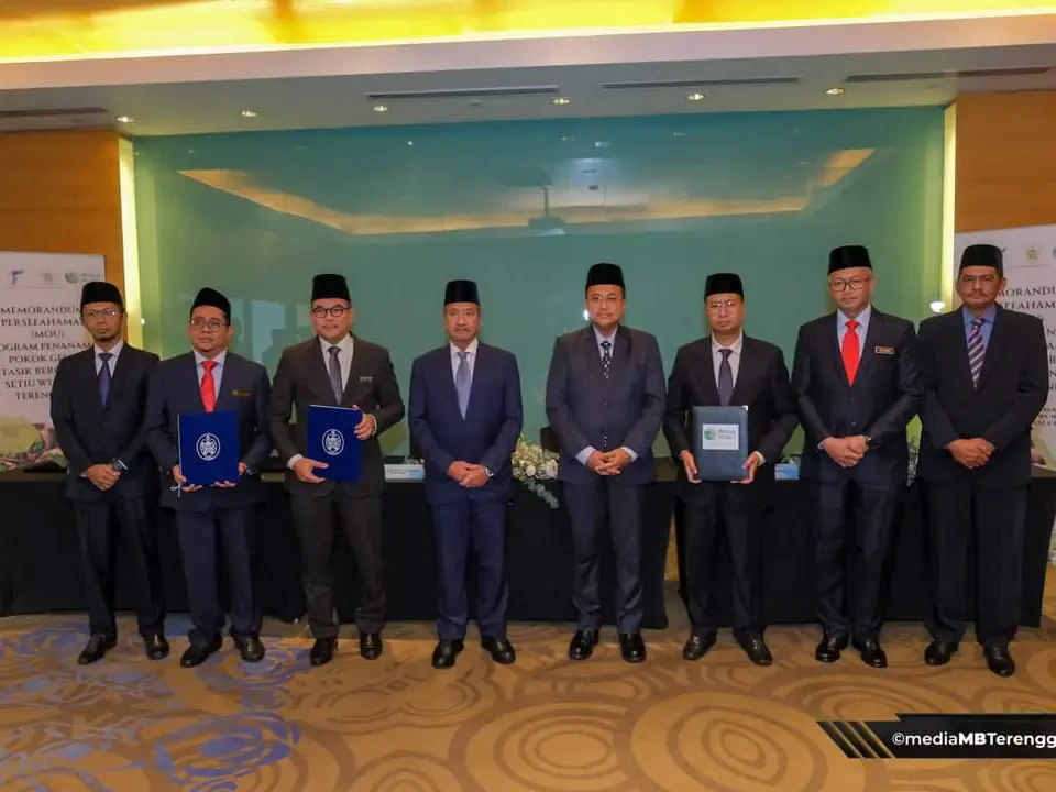 Sultan Mizan Berkenan Saksi MOU Projek Kelestarian Ekosistem Terengganu