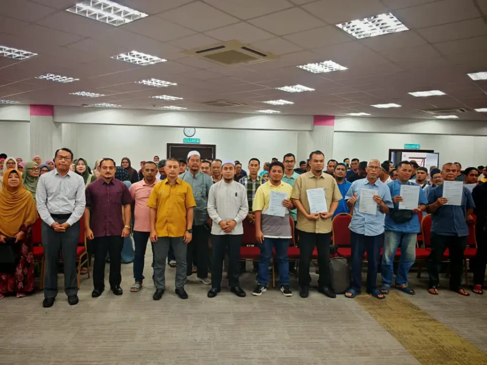 Impian Miliki Tanah Jadi Realiti Buat 219 Penduduk