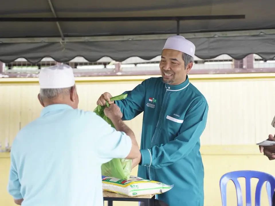 70 Mangsa Banjir Terima Sumbangan