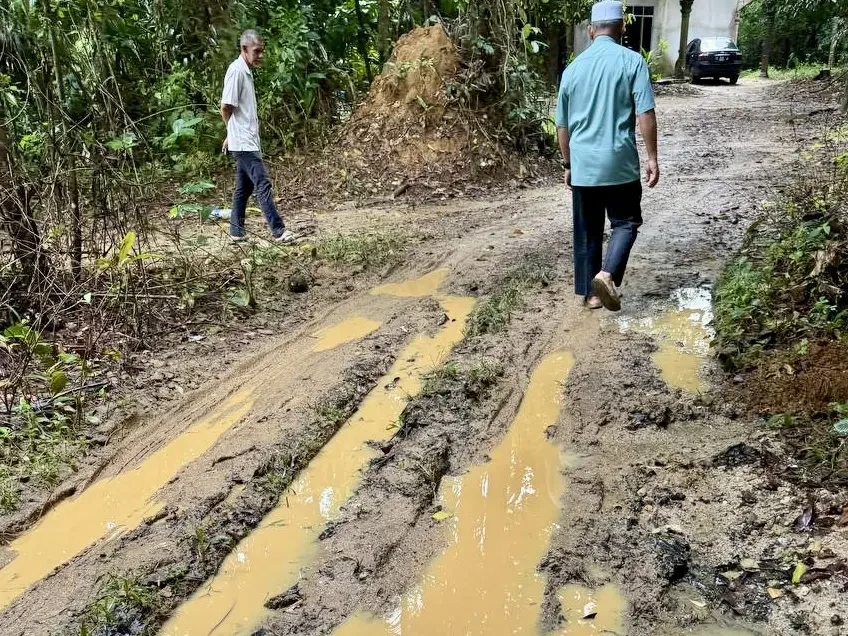 Masalah Jalan Kampung ‘Lecoh’ Temui Penyelesaian